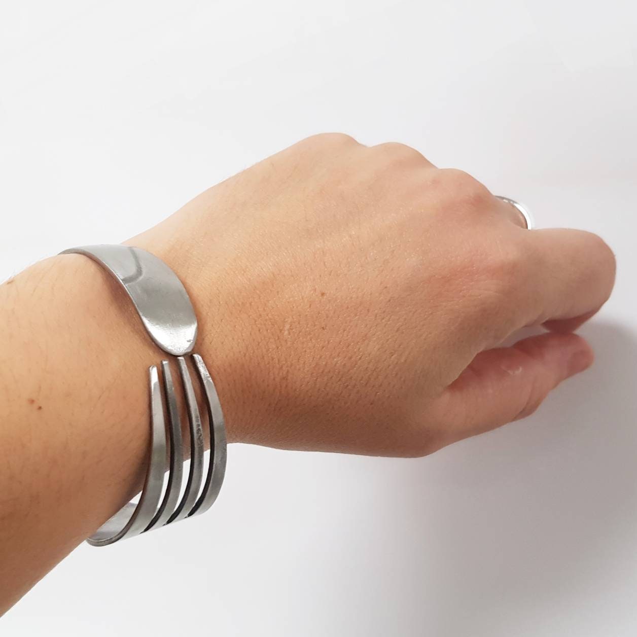 Bracciale forchetta acciaio incisa
